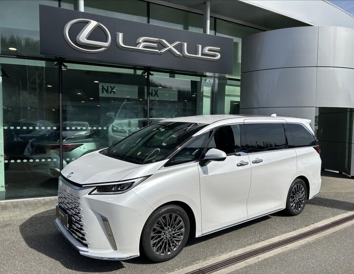 Lexus LM 350h VAN / Minibus 2,5 l 183 kw