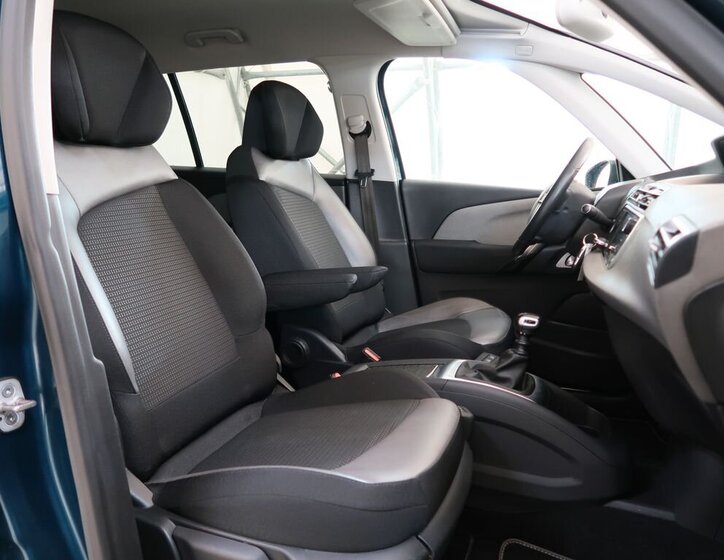 Citroën Grand C4 SpaceTourer MPV 1,2 l 96 kw