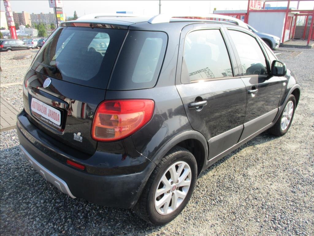 Fiat Sedici Hatchback 2,0 l 99 kw