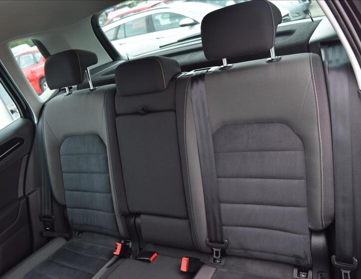 Volkswagen Golf Sportsvan 17