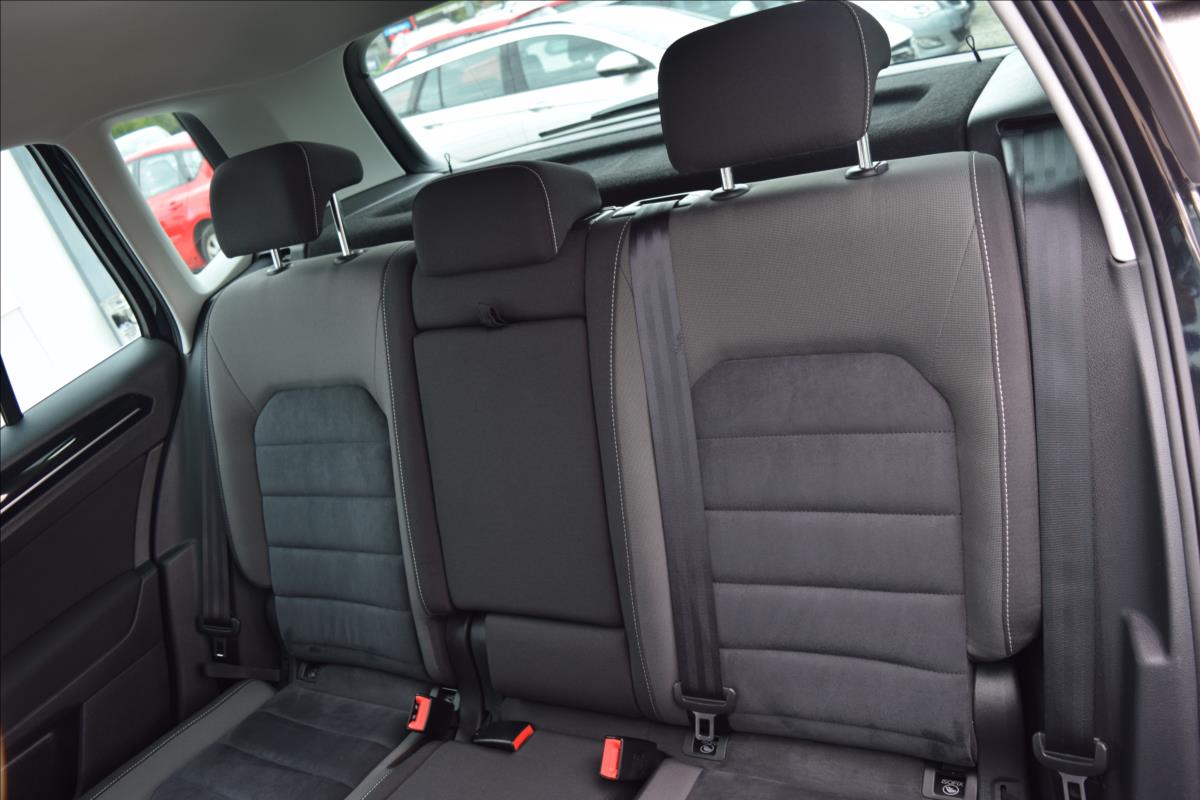 Volkswagen Golf Sportsvan