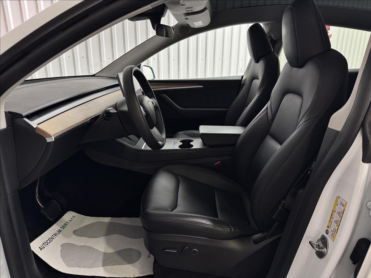 Tesla Model Y SUV 0,0 378 kw
