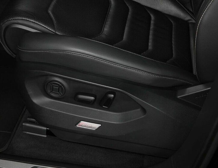 Volkswagen Touareg 18