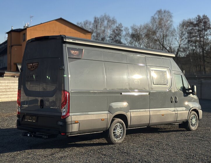 Iveco Daily VAN / Minibus 3,0 l 156 kw