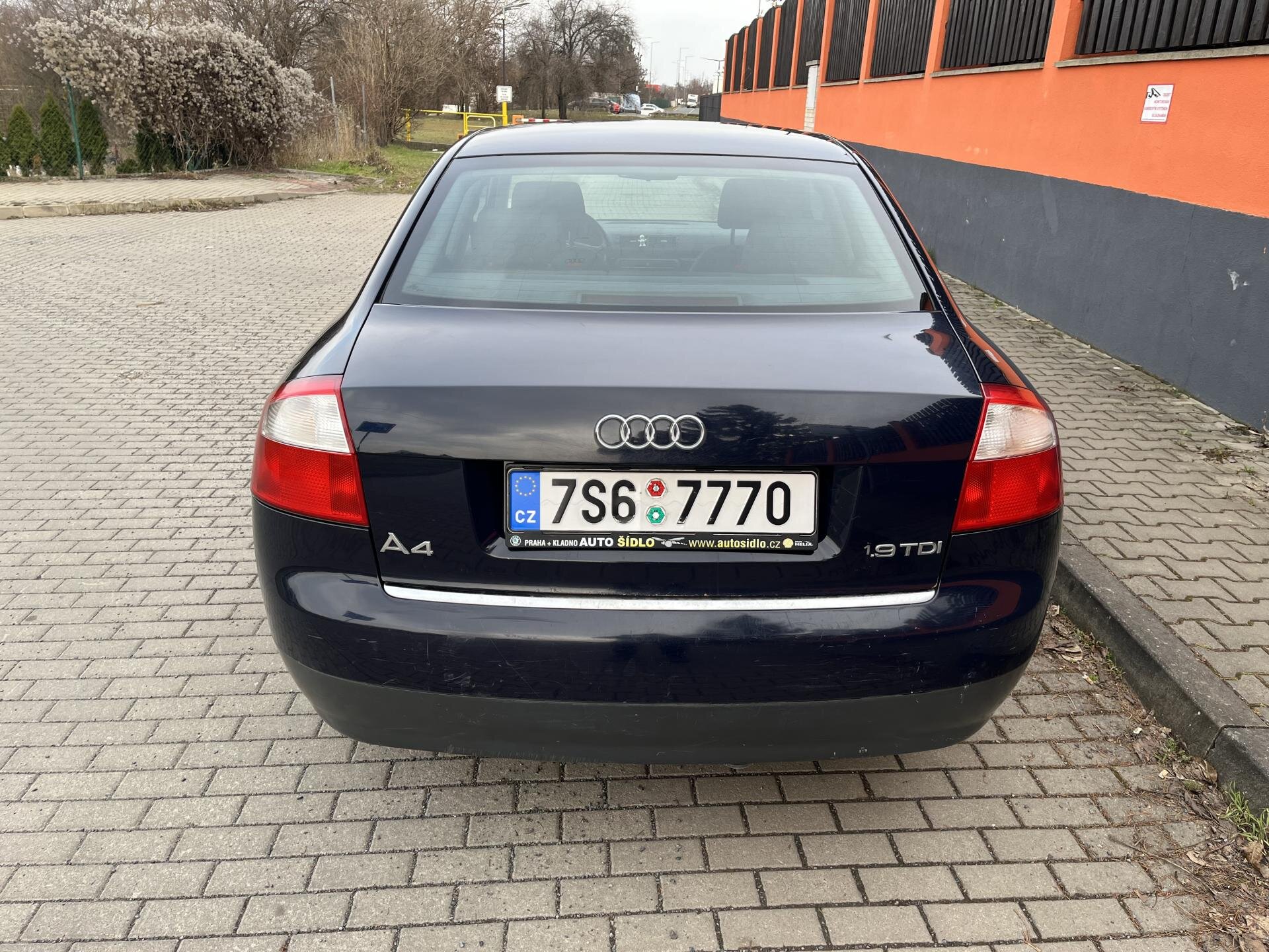 Audi A4 Sedan / Limuzína 1,9 l 74 kw