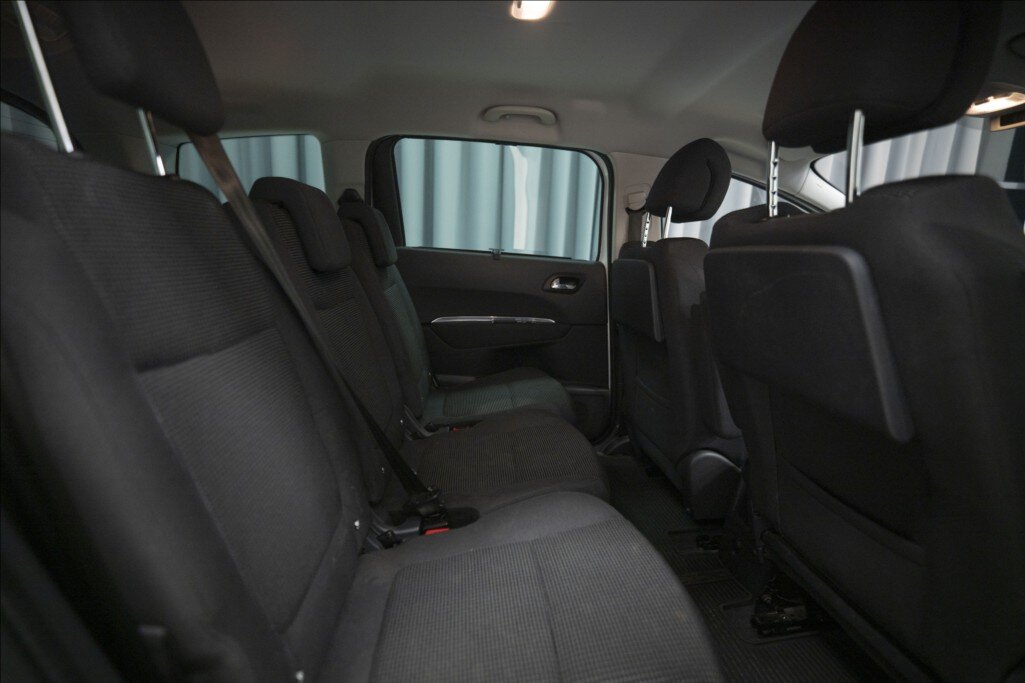 Peugeot 5008 MPV 1,6 l 88 kw