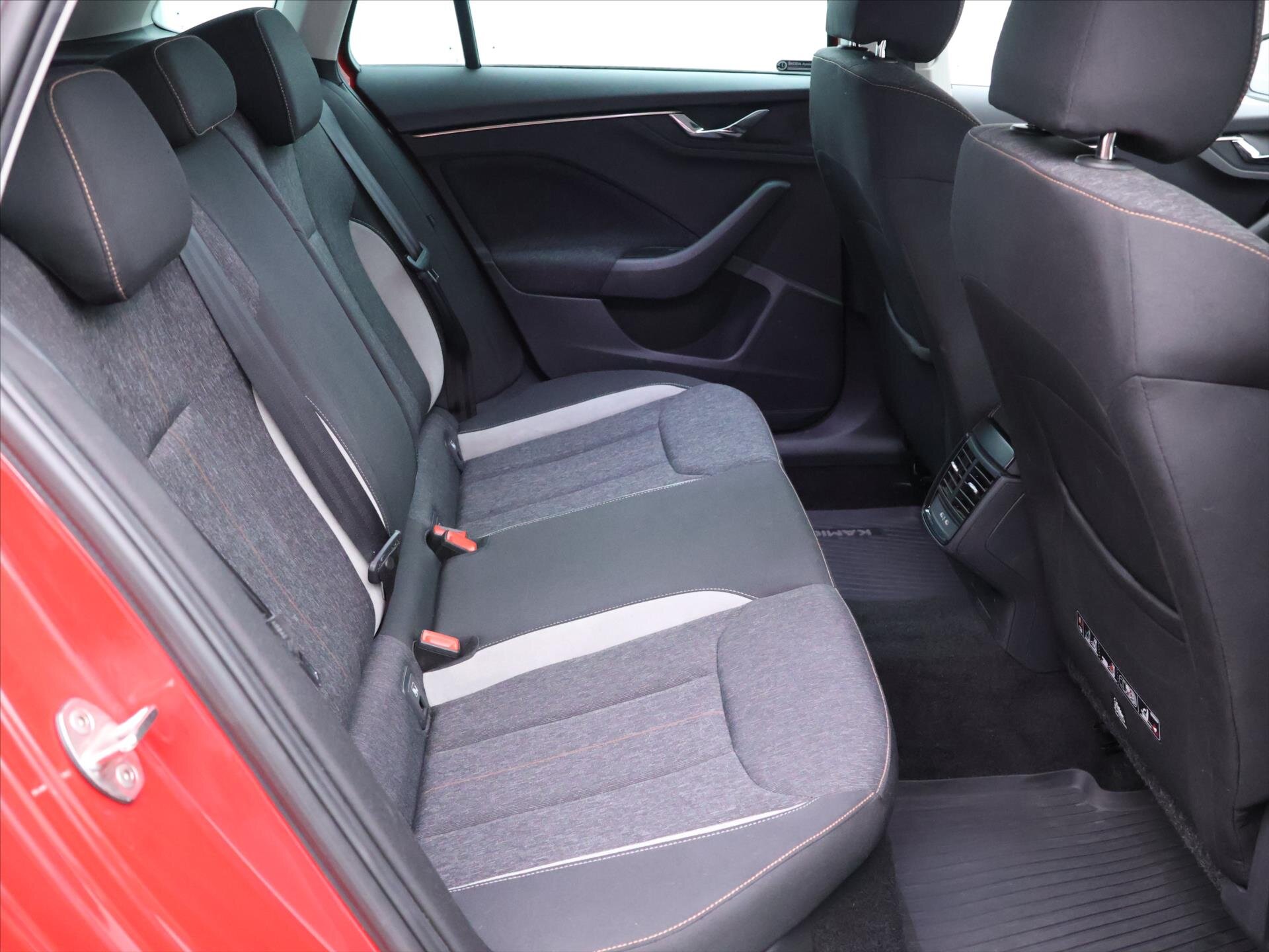 Škoda Kamiq SUV / Terénní 999,0 81 kw