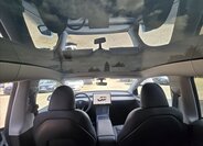 Tesla Model Y SUV / Terénní 0,0 378 kw