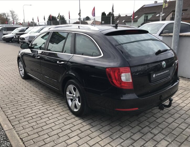 Škoda Superb Kombi 1,6 l 77 kw
