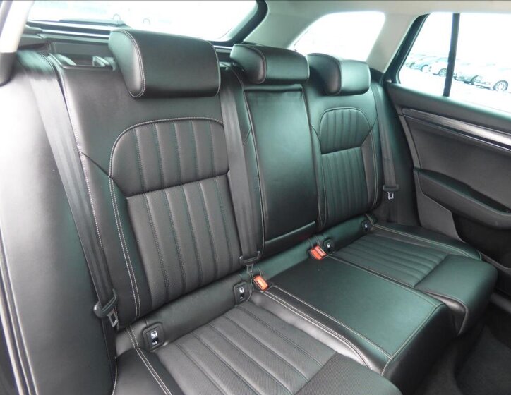 Škoda Superb Kombi 2,0 l 110 kw