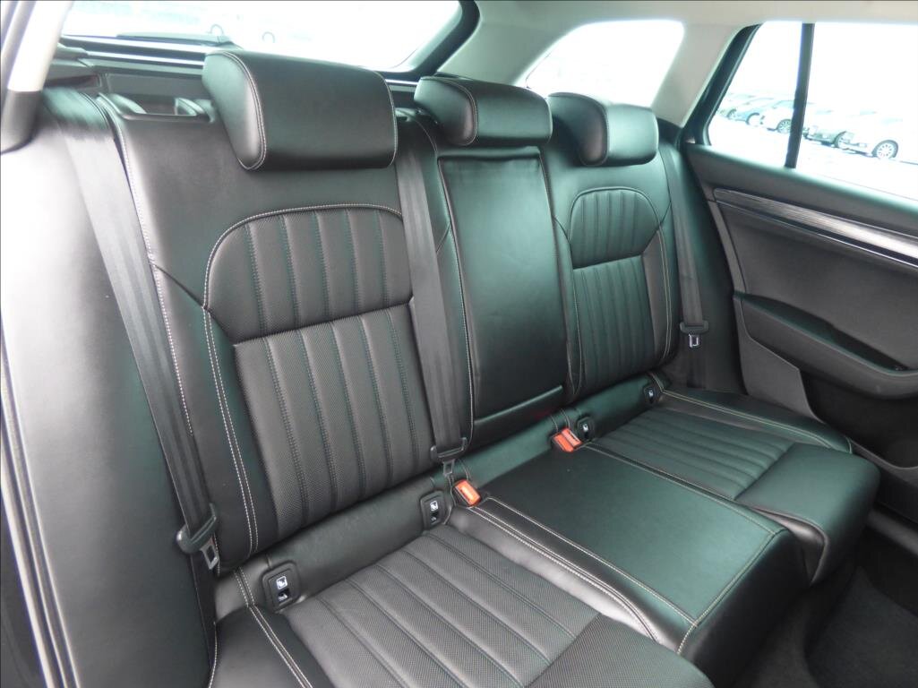 Škoda Superb Kombi 2,0 l 110 kw