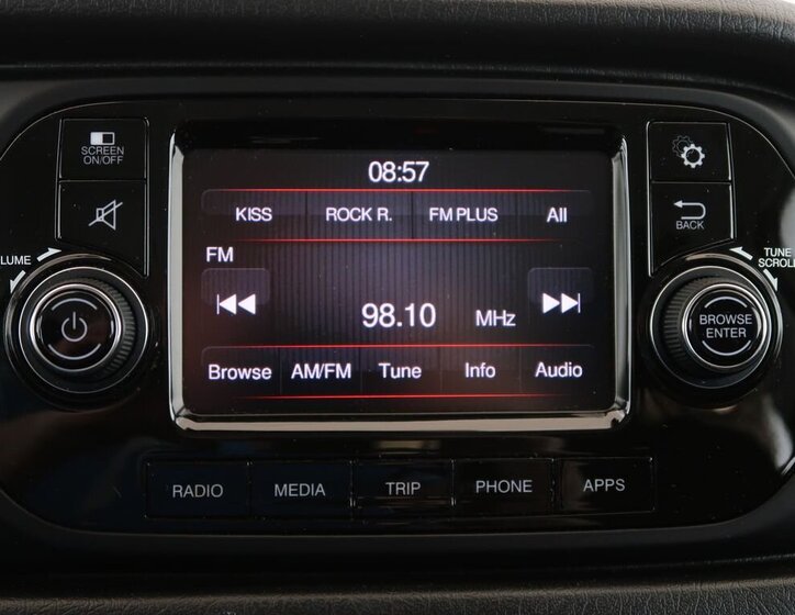 Fiat Tipo Sedan / Limuzína 1,4 l 70 kw