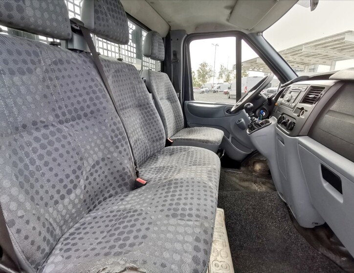 Ford Transit 7