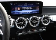 Mercedes-Benz GLB 33