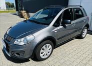 Suzuki SX4 1