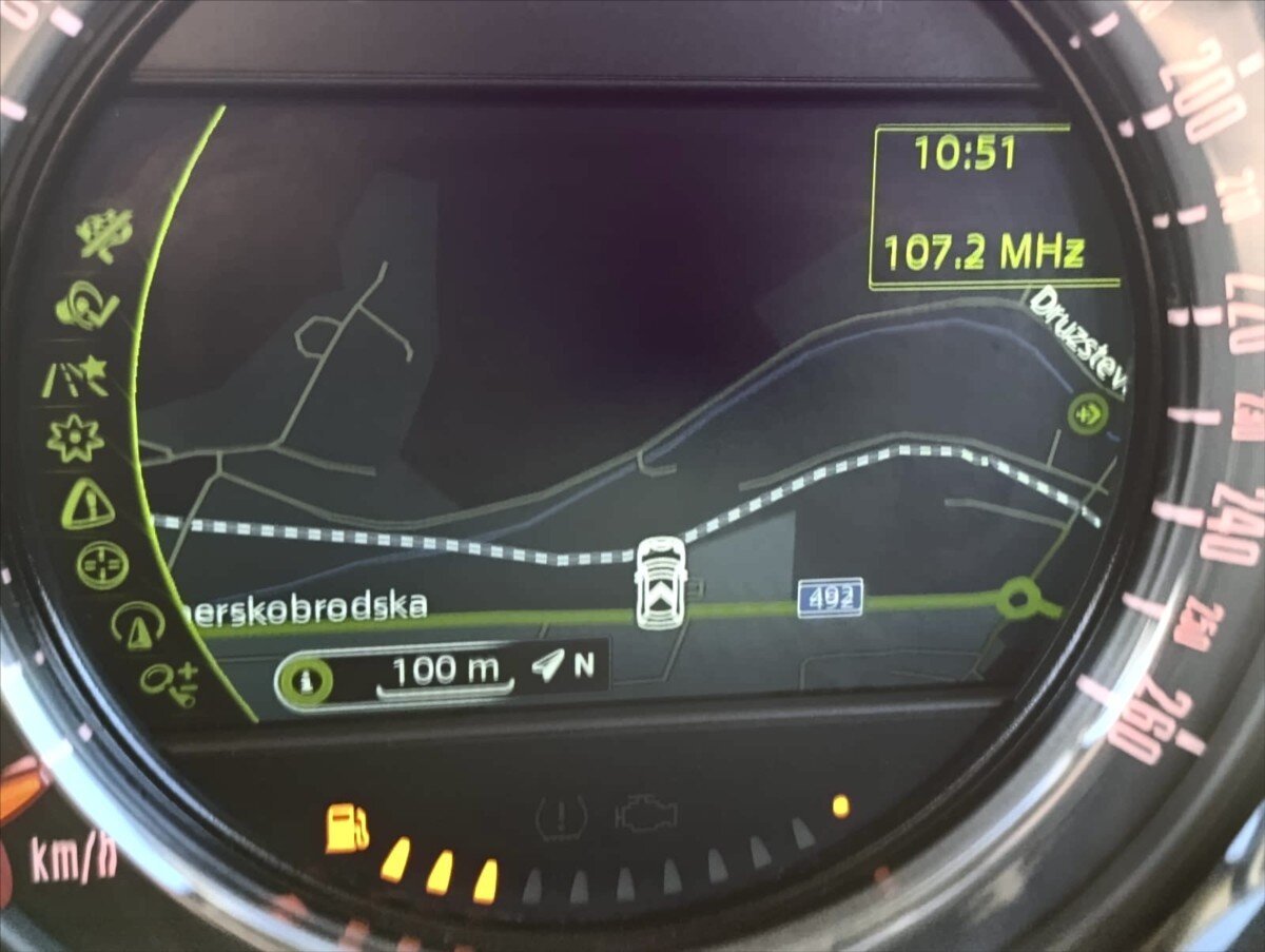 Mini Countryman SUV / Terénní 2,0 l 82 kw