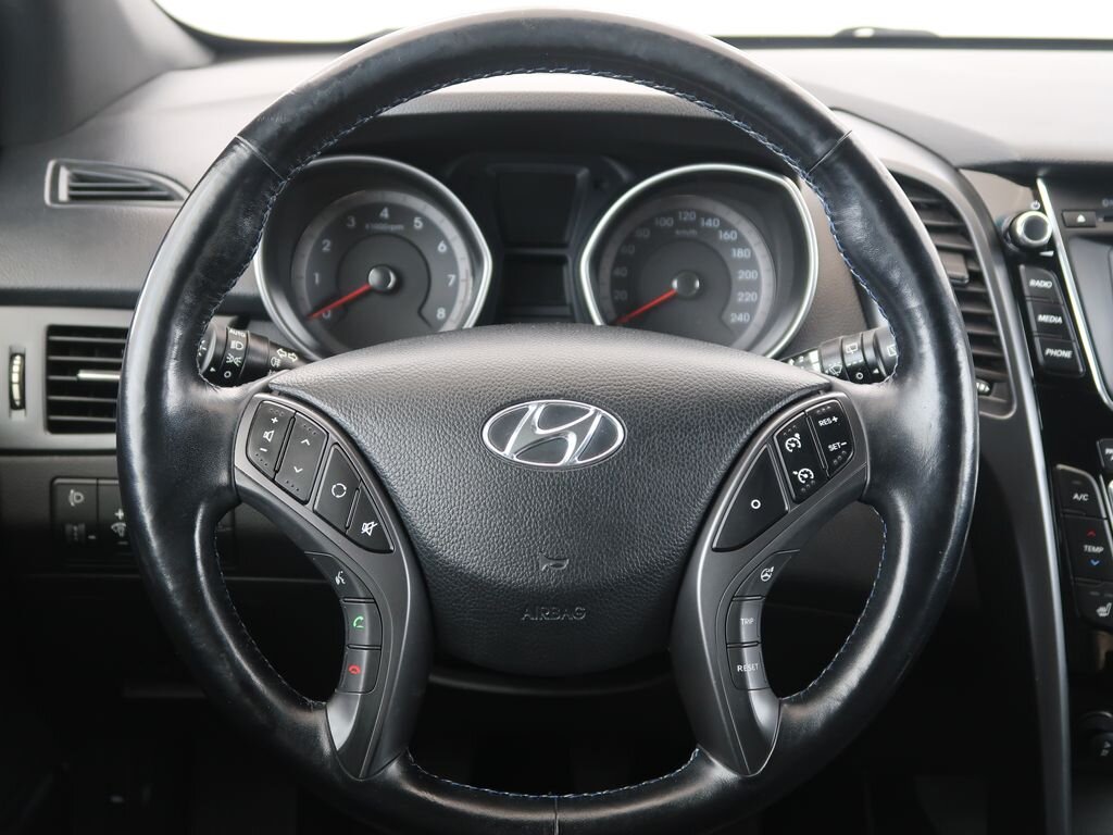 Hyundai i30 Kombi 1,6 l 99 kw