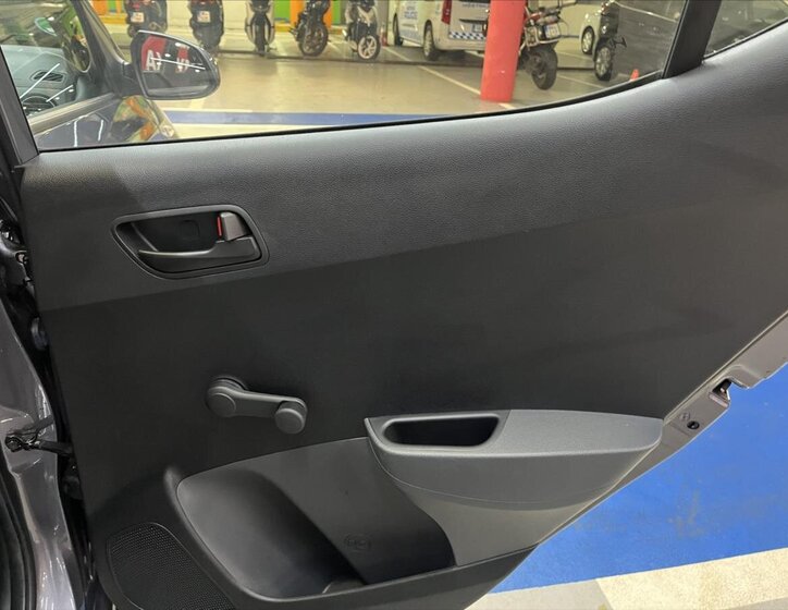 Hyundai i10 Hatchback 998,0 49 kw