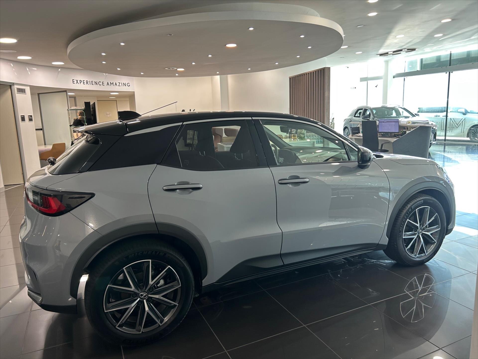 Lexus LBX SUV 1,5 l 100 kw