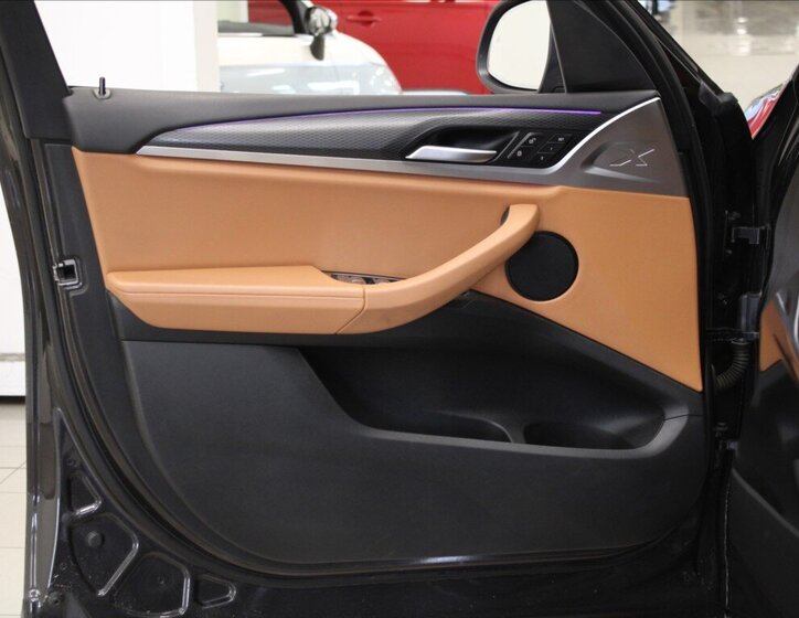 BMW X3 SUV / Terénní 3,0 l 210 kw