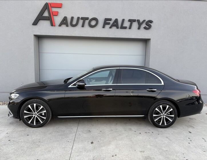 Mercedes-Benz Třídy E 6