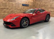 Ferrari F12 Berlinetta Kupé 6,3 l 541 kw