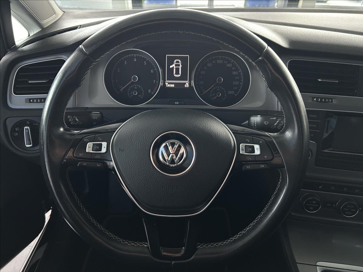 Volkswagen Golf Hatchback 1,2 l 81 kw