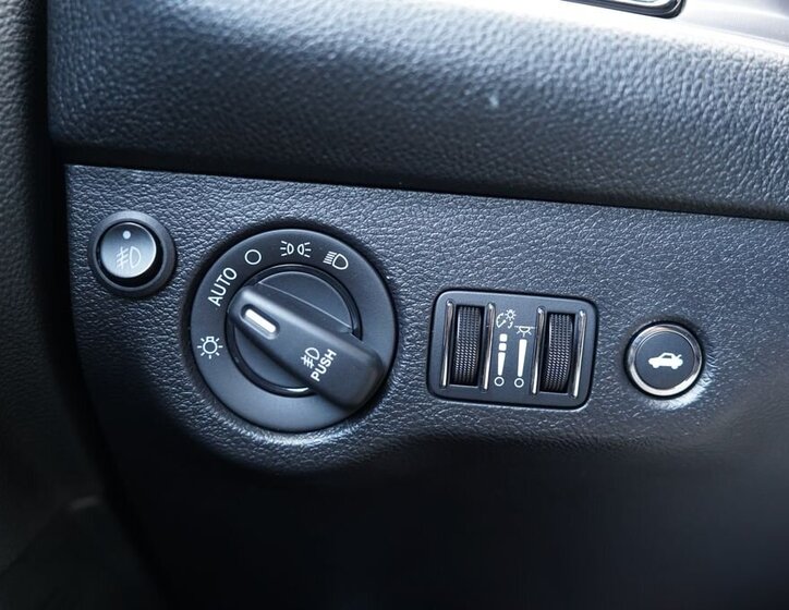 Dodge Challenger Kupé 3,6 l 227 kw