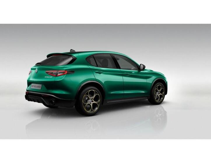 Alfa Romeo Stelvio 3
