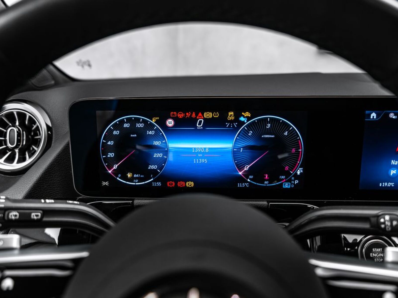 Mercedes-Benz GLA 20