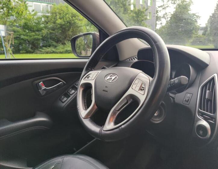 Hyundai ix35 23