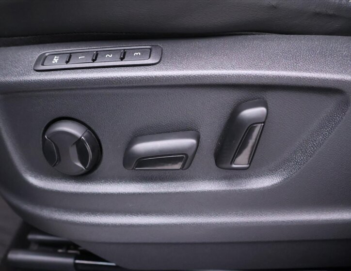 Škoda Kodiaq SUV / Terénní 2,0 l 140 kw