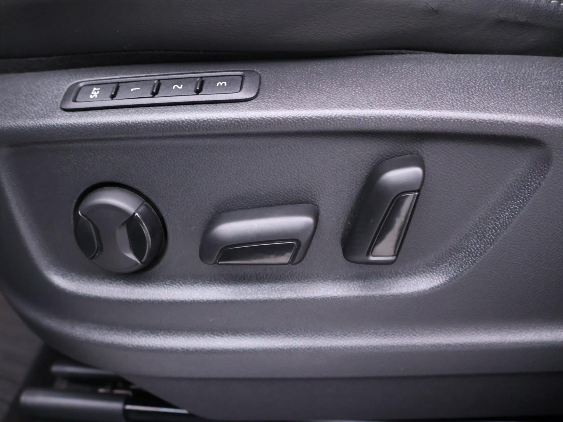 Škoda Kodiaq SUV / Terénní 2,0 l 140 kw