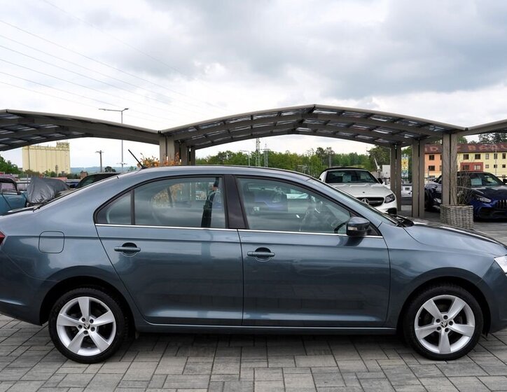 Škoda Rapid Hatchback 999,0 70 kw