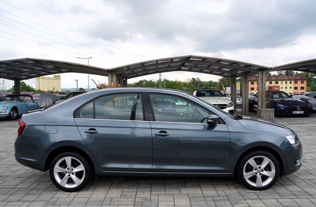 Škoda Rapid Hatchback 999,0 70 kw