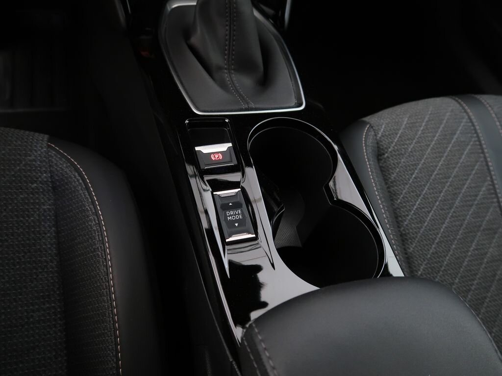 Peugeot 2008 SUV / Terénní 1,2 l 74 kw