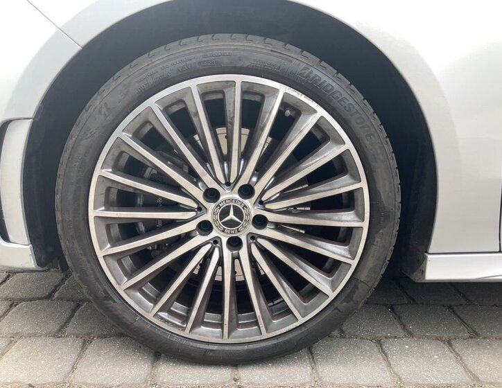 Mercedes-Benz Třídy B MPV 1,3 l 120 kw