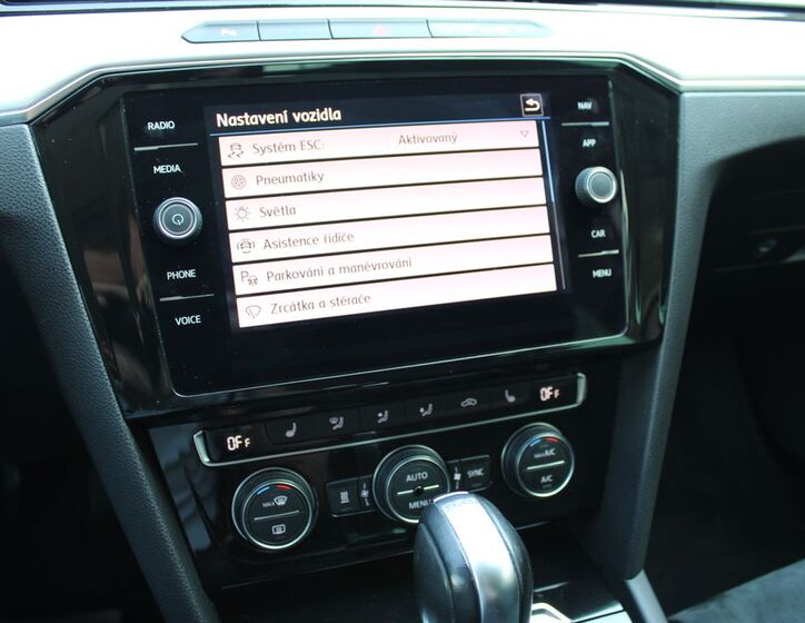 Volkswagen Passat 13