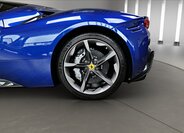 Ferrari SF90 Kupé 4,0 l 736 kw