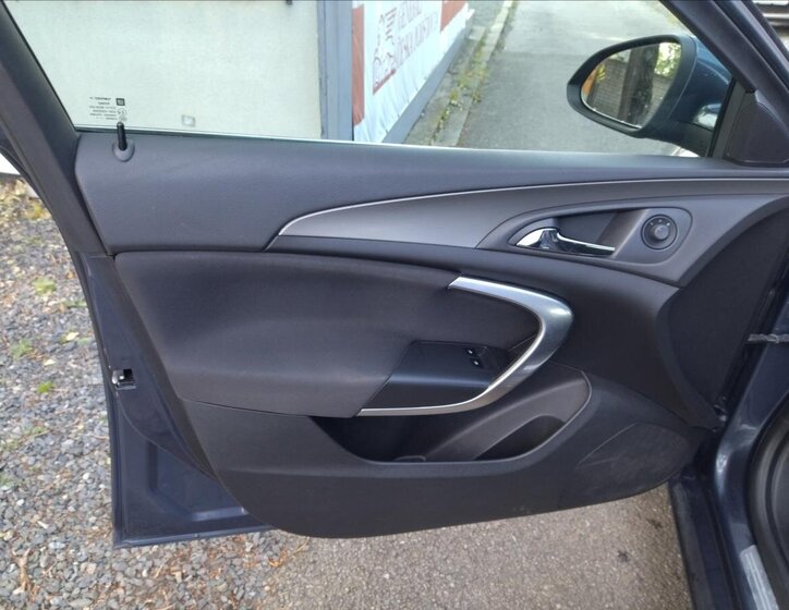 Opel Insignia Kombi 1,8 l 103 kw