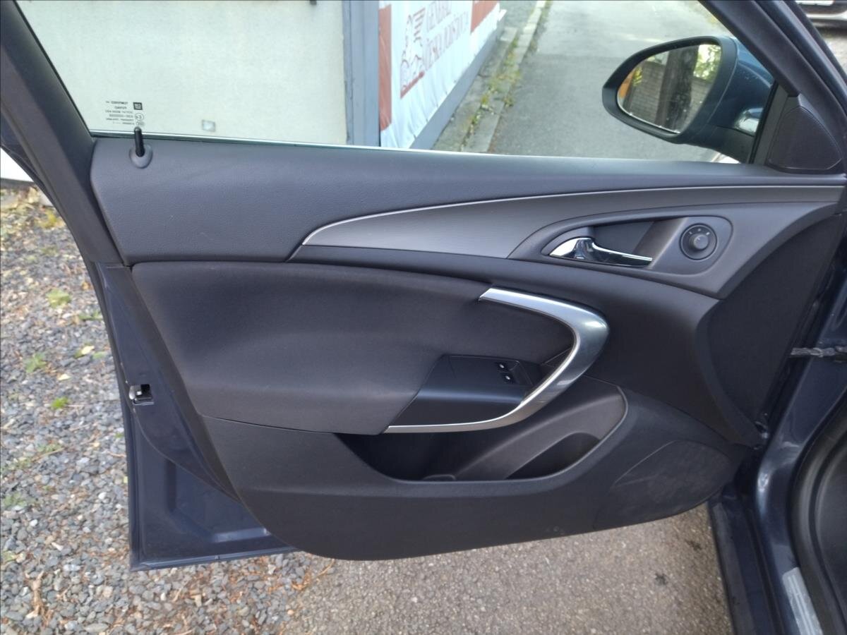 Opel Insignia Kombi 1,8 l 103 kw