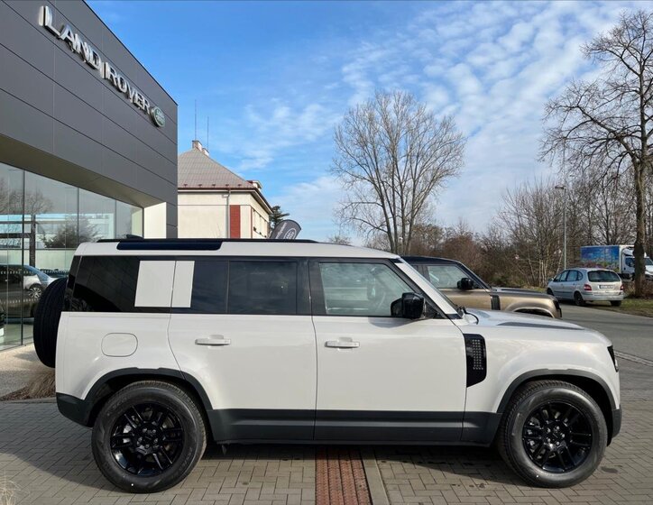 Land Rover Defender SUV 3,0 l 147 kw