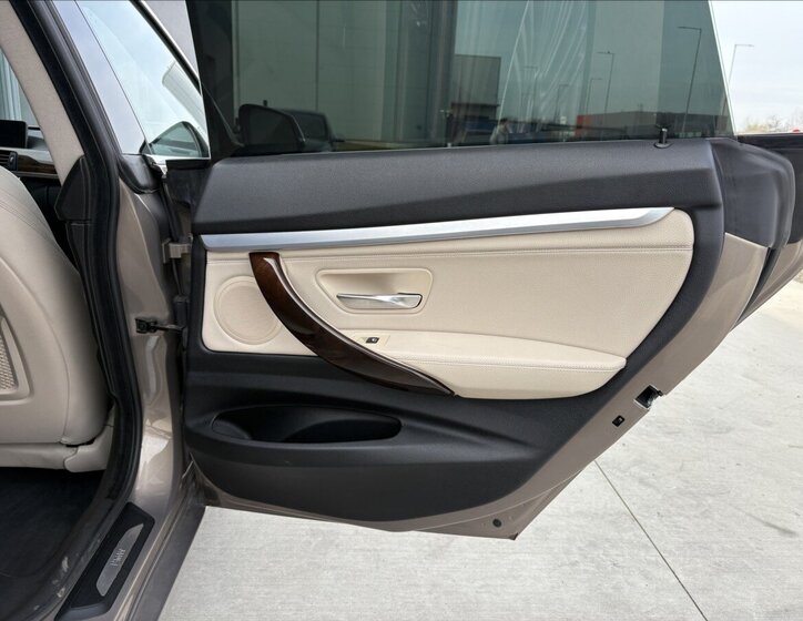 BMW Řada 3 Liftback 3,0 l 230 kw