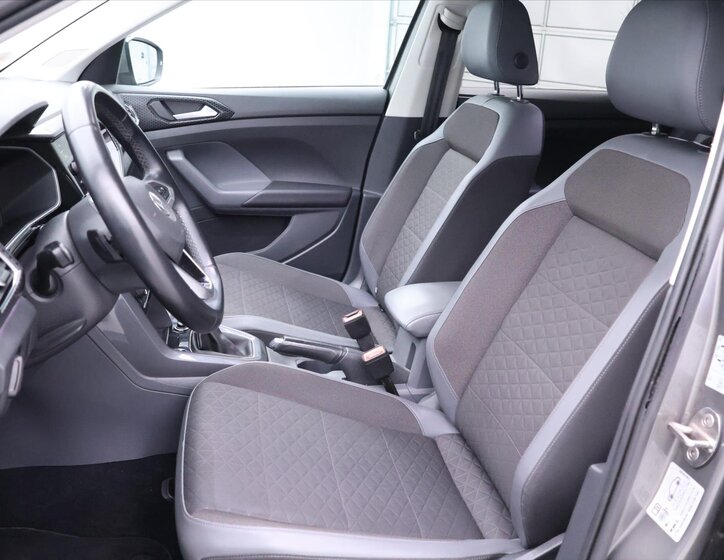 Volkswagen T-Cross SUV / Terénní 999,0 85 kw