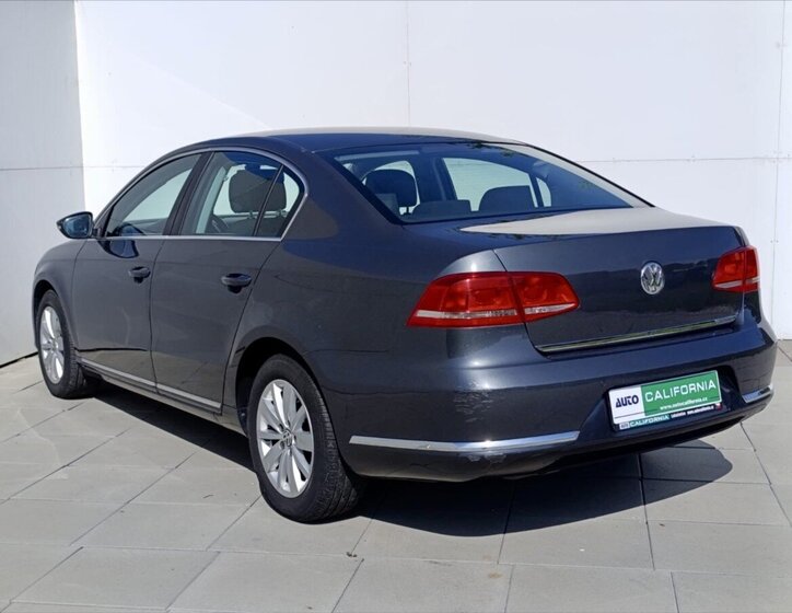 Volkswagen Passat Sedan 1,4 l 110 kw