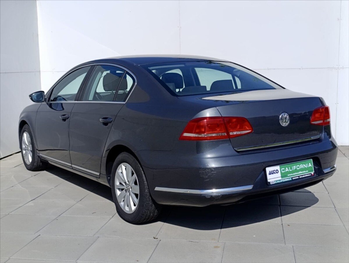 Volkswagen Passat Sedan 1,4 l 110 kw