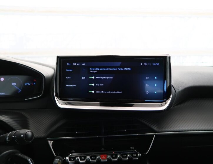 Peugeot 2008 SUV / Terénní 1,2 l 74 kw