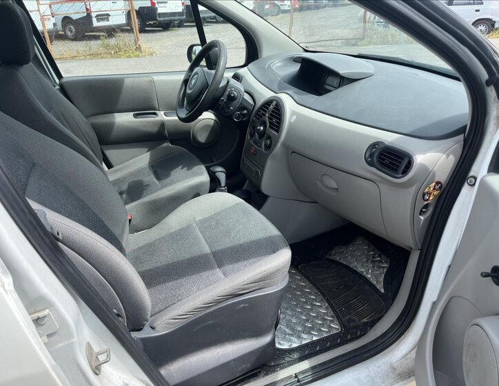 Renault Modus Hatchback 1,4 l 72 kw