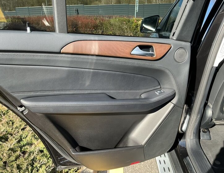 Mercedes-Benz GLS SUV / Terénní 3,0 l 190 kw