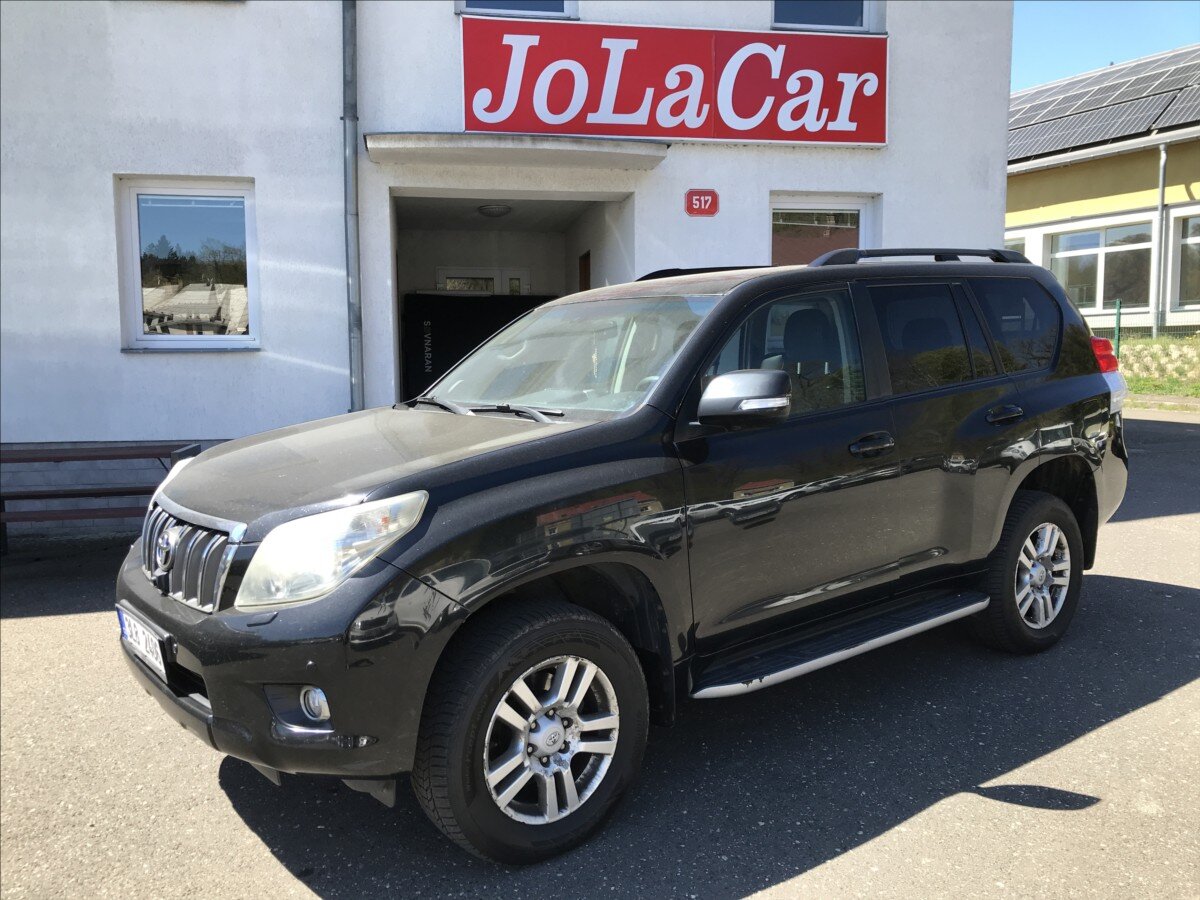 Toyota Land Cruiser Kombi 3,0 l 127 kw